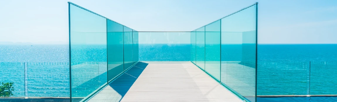 Customized Glass Pool Fence Repair Services in Brisbane